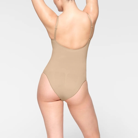SKIMS BRIEF BODYSUIT - Picture 3 of 3
